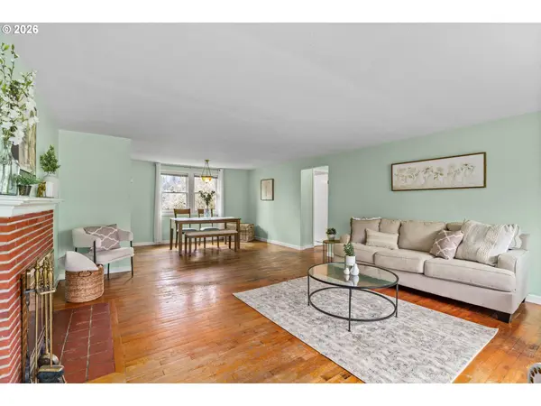 84 W 27TH AVE, Eugene, OR 97405