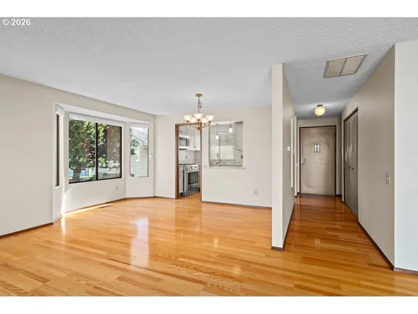 Portland, OR 97230,14859 NE THOMPSON ST