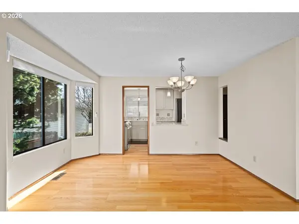 14859 NE THOMPSON ST, Portland, OR 97230