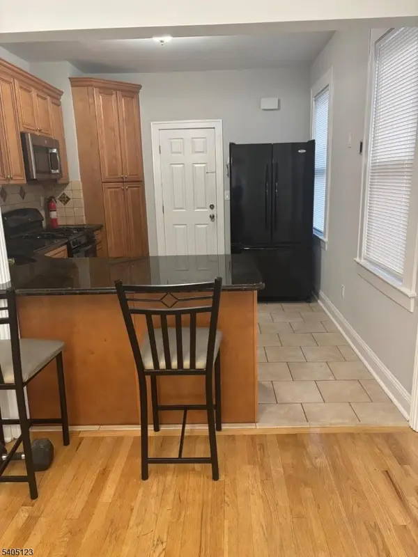 917 Madison Ave, Elizabeth City, NJ 07201