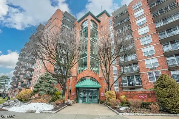 300 Main St #915, Little Falls Twp., NJ 07424