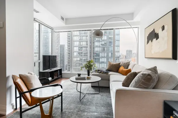 80 John ST #2008, Toronto C01, ON M5V 3X4