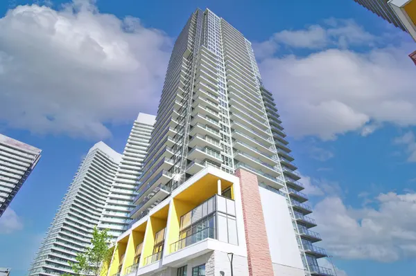 95 McMahon DR #PH4101, Toronto C15, ON M2K 0H1