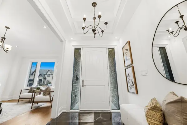 2955D Seabreeze RD, Ajax, ON L1S 1C5