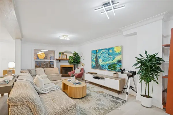 40 Cluett DR, Ajax, ON L1S 7C4