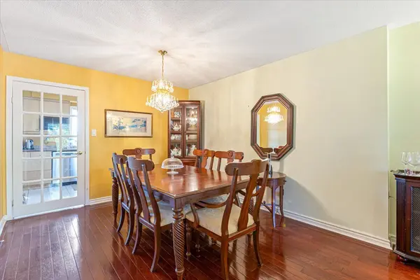 61 Nottinghill RD, Markham, ON L3T 4Y3