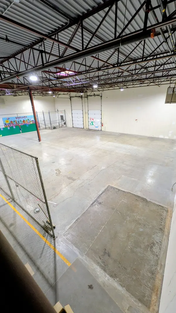 350 Industrial Pkwy S, Aurora, ON L4G 3V7