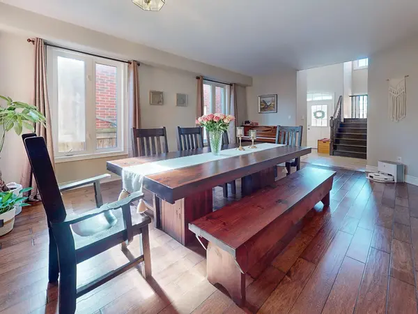 73 GRAIHAWK DR, Barrie, ON L4N 6G7