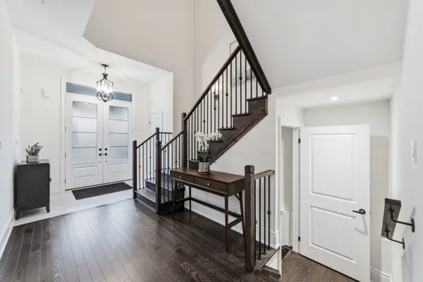 477 Parent PL, Milton, ON L9E 1L2