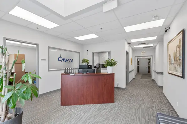 2405 St. Laurent BLVD #Unit P, Hunt Club - South Keys And Area, ON K1G 5B4