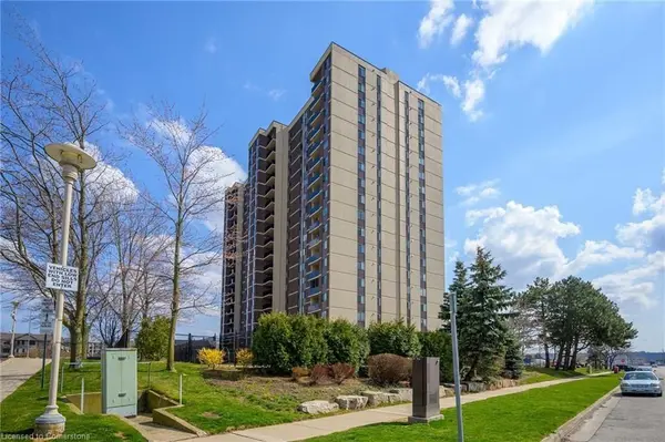 301 FRANCES AVE #1104, Hamilton, ON L8E 3W6