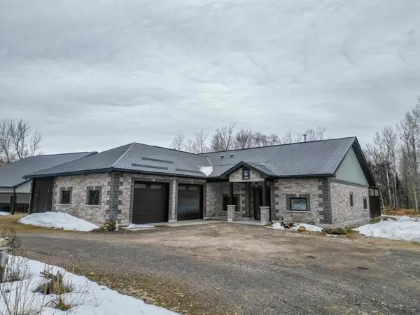 79 Hillcrest RD, East Ferris, ON P0H 1B0