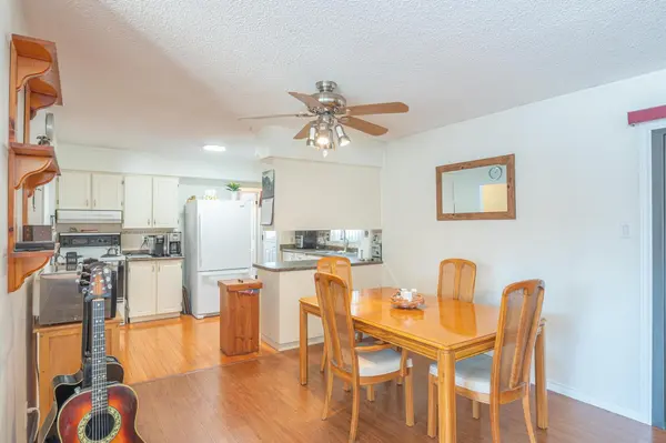 622 Brick RD, Selwyn, ON K0L 1T0