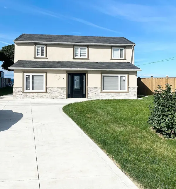 48 Seabreeze CRES, Hamilton, ON L8E 5C8