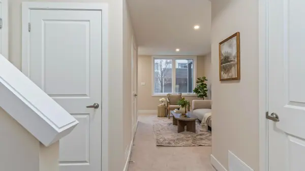 1960 Dalmagarry RD #110, London North, ON N6G 0T8