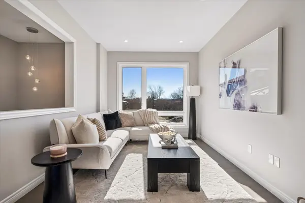 23 Sora LN, Guelph, ON N1E 0T4