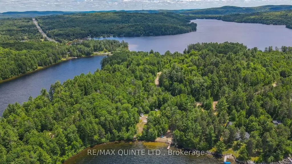 76 Carson HTS, Madawaska Valley, ON K0J 1B0