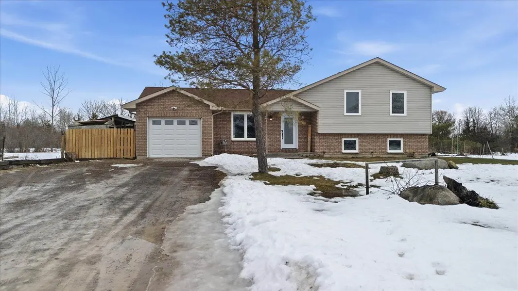 649 Bigford RD, Quinte West, ON K0K 1H0