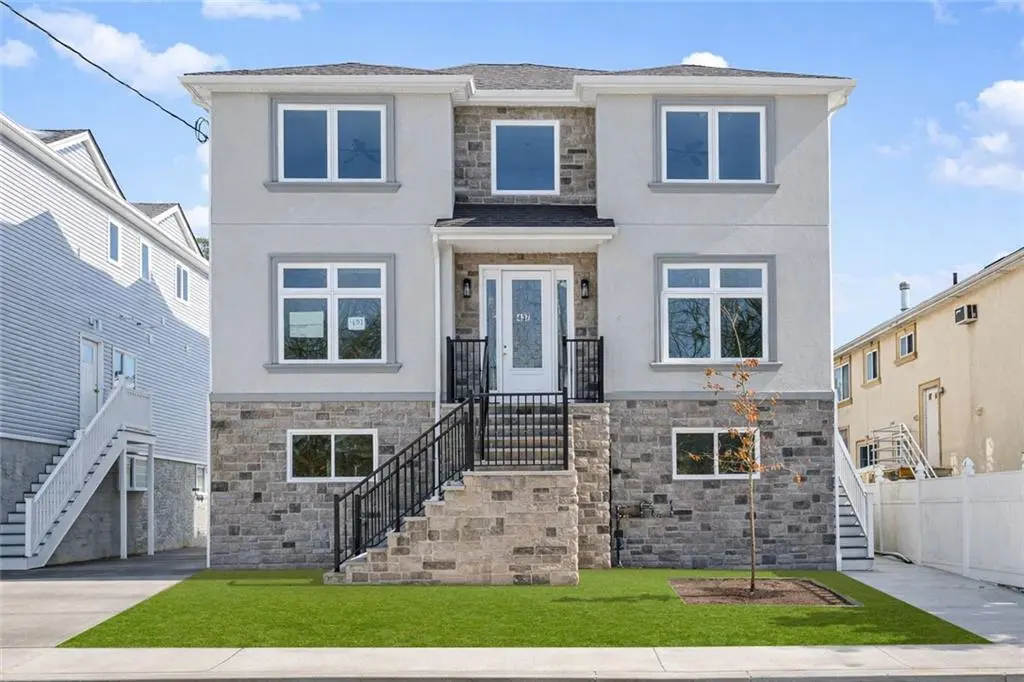 437 Brighton ST, Staten  Island, NY 10307