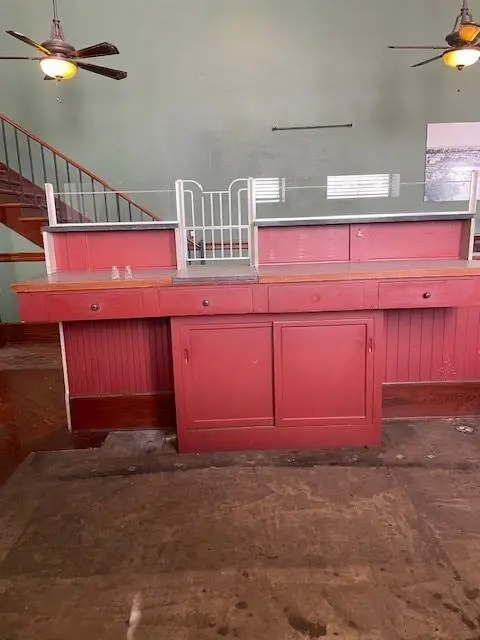 101 E Main Street, Brady, TX 76825