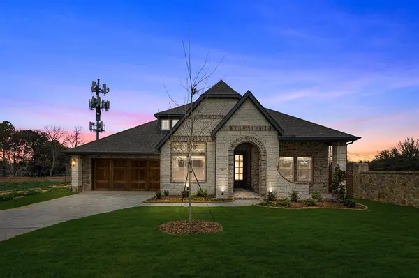 3817 Grace Park Lane, Bedford, TX 76021