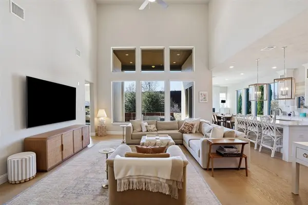 Dallas, TX 75243,9435 Rockmount Drive