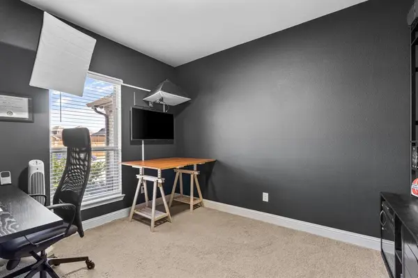 372 Chapel Hill Drive, Forney, TX 75126