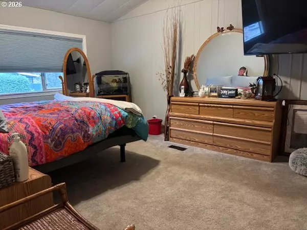 Brookings, OR 97415,98825 Pleasant Hill DR #26