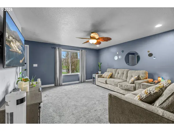 1404 NW 4TH ST, Battle Ground, WA 98604