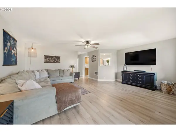 14907 SE CEDAR AVE, Milwaukie, OR 97267