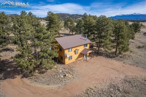 345 Meadow LN, Guffey, CO 80820