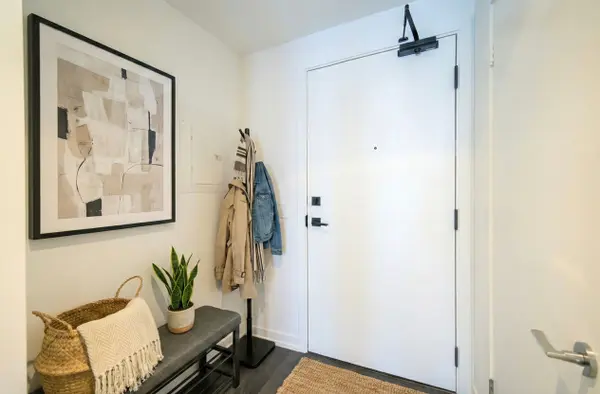 55 Mercer ST #3006, Toronto C01, ON M5V 0W4