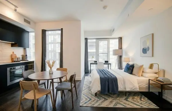 55 Mercer ST #3006, Toronto C01, ON M5V 0W4