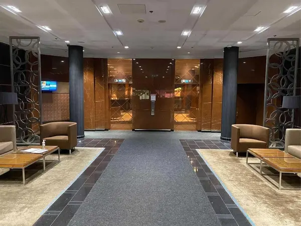 55 Bloor ST E #Lph8, Toronto C08, ON M4W 3W6