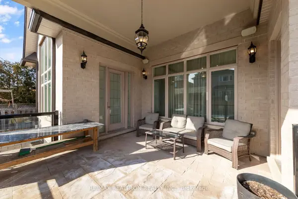 223 Crestwood RD, Vaughan, ON L4J 1A8