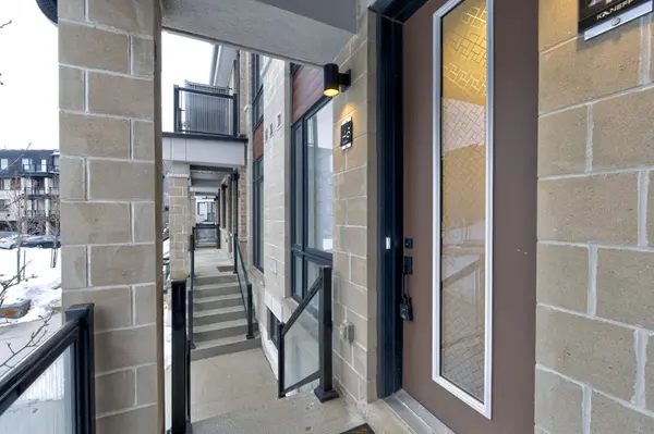 45 Knotsberry CIR #46, Brampton, ON L6Y 0C3