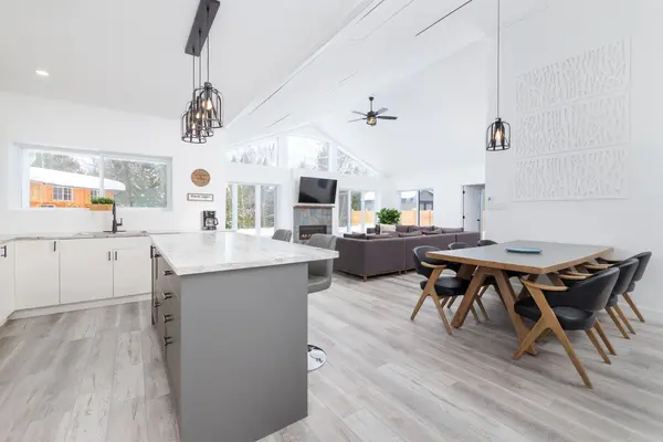 32 Southampton Pkwy, South Bruce Peninsula, ON N0H 2G0