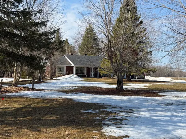 5826 Kraft RD, South Glengarry, ON K0C 2J0