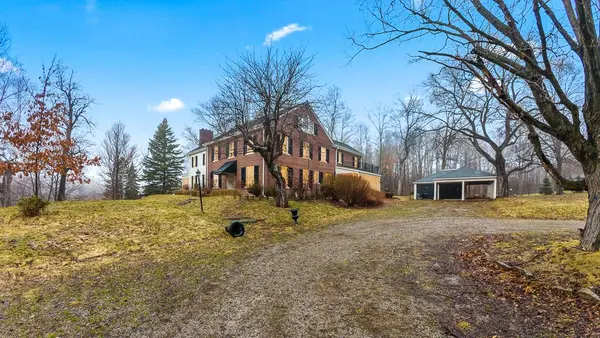 345 Mountain Brow RD, Hamilton, ON L0R 2H7