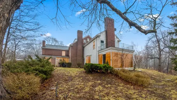 345 Mountain Brow RD, Hamilton, ON L0R 2H7