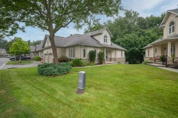 40 Wesleyan CT #45, Hamilton, ON L9G 5C7