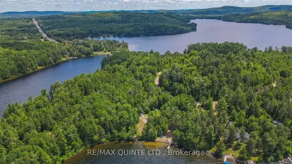 76 Carson HTS, Madawaska Valley, ON K0J 1B0