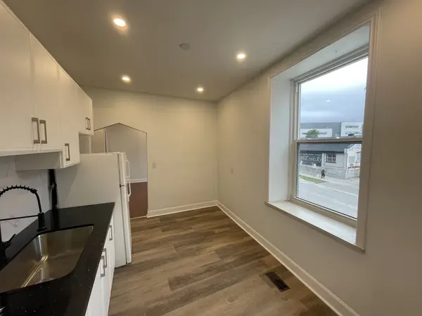 21 Gordon ST #Unit 5, Guelph, ON N1H 4G8