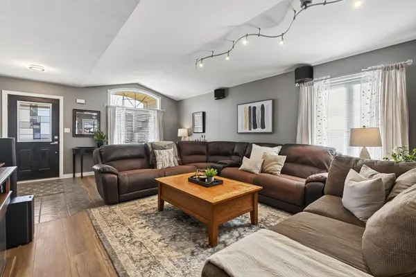 60 Saturn RD, Port Colborne, ON L3K 6E1