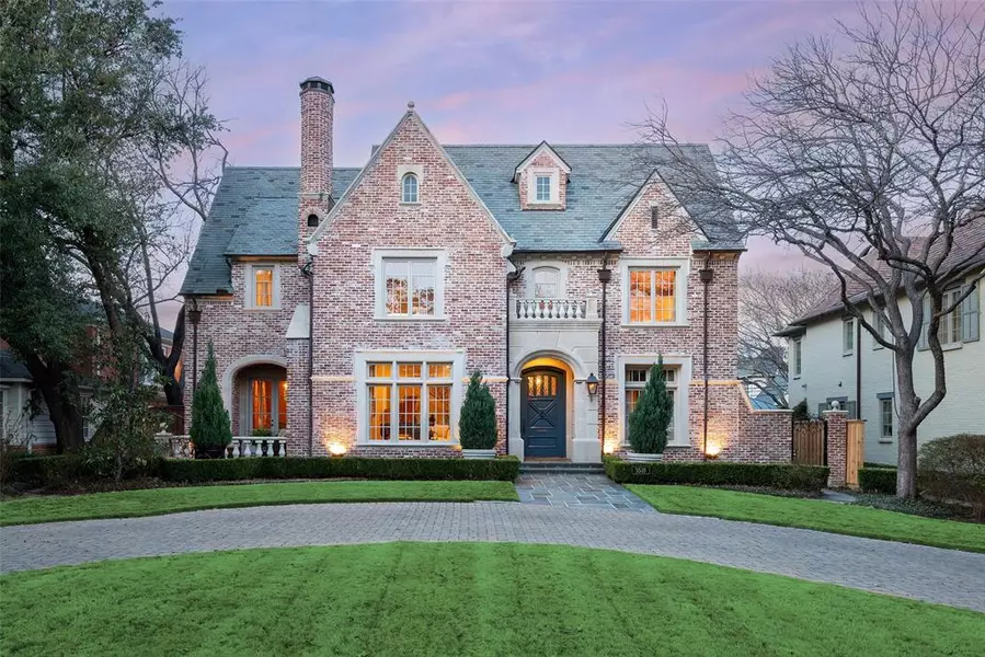 3518 Caruth Boulevard, University Park, TX 75225