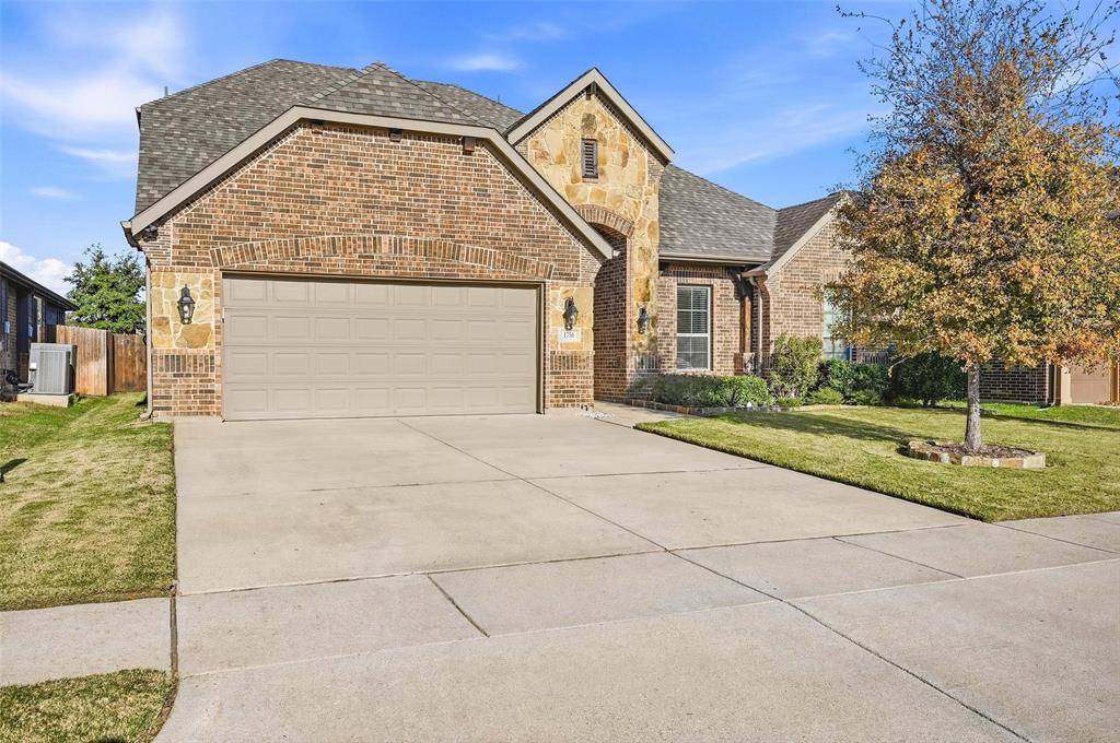 1756 Laramie Lane, Burleson, TX 76028
