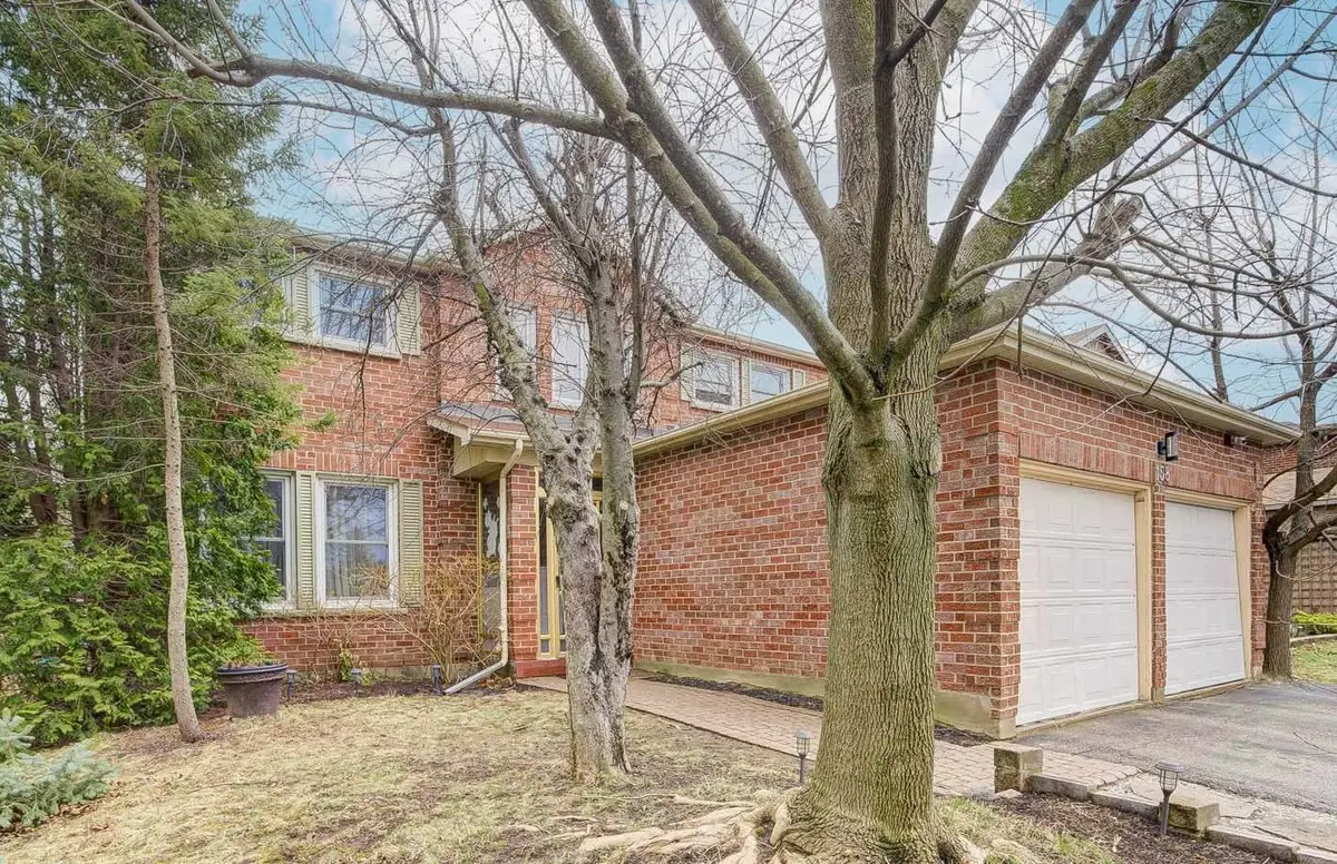 158 Murray DR, Aurora, ON L4G 2C5