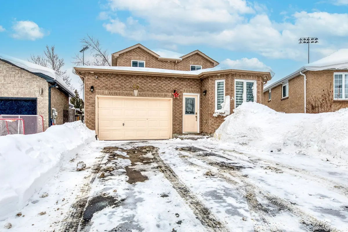 30 BRIGHTON RD, Barrie, ON L4M 6S4