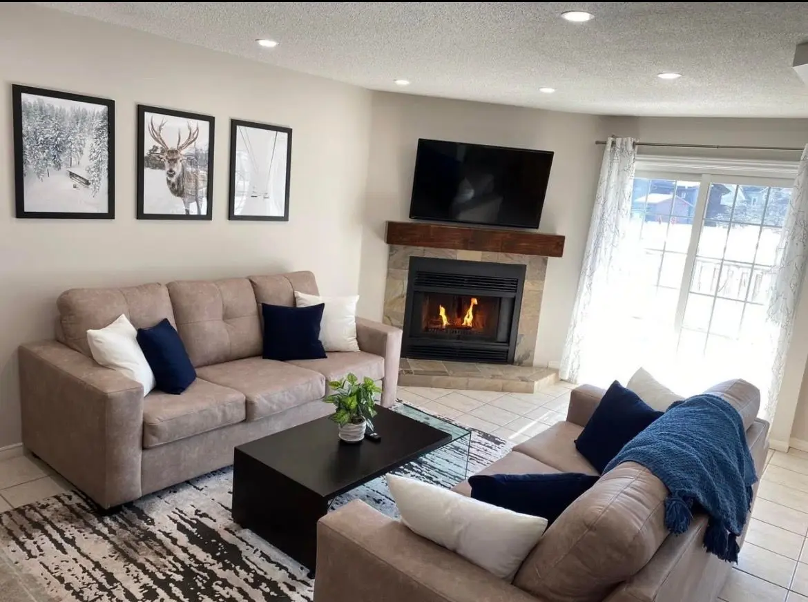 162 Settlers Way ST #27, Blue Mountains, ON L9Y 0M4