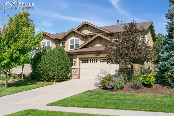 9331 Stoneglen DR, Colorado Springs, CO 80920